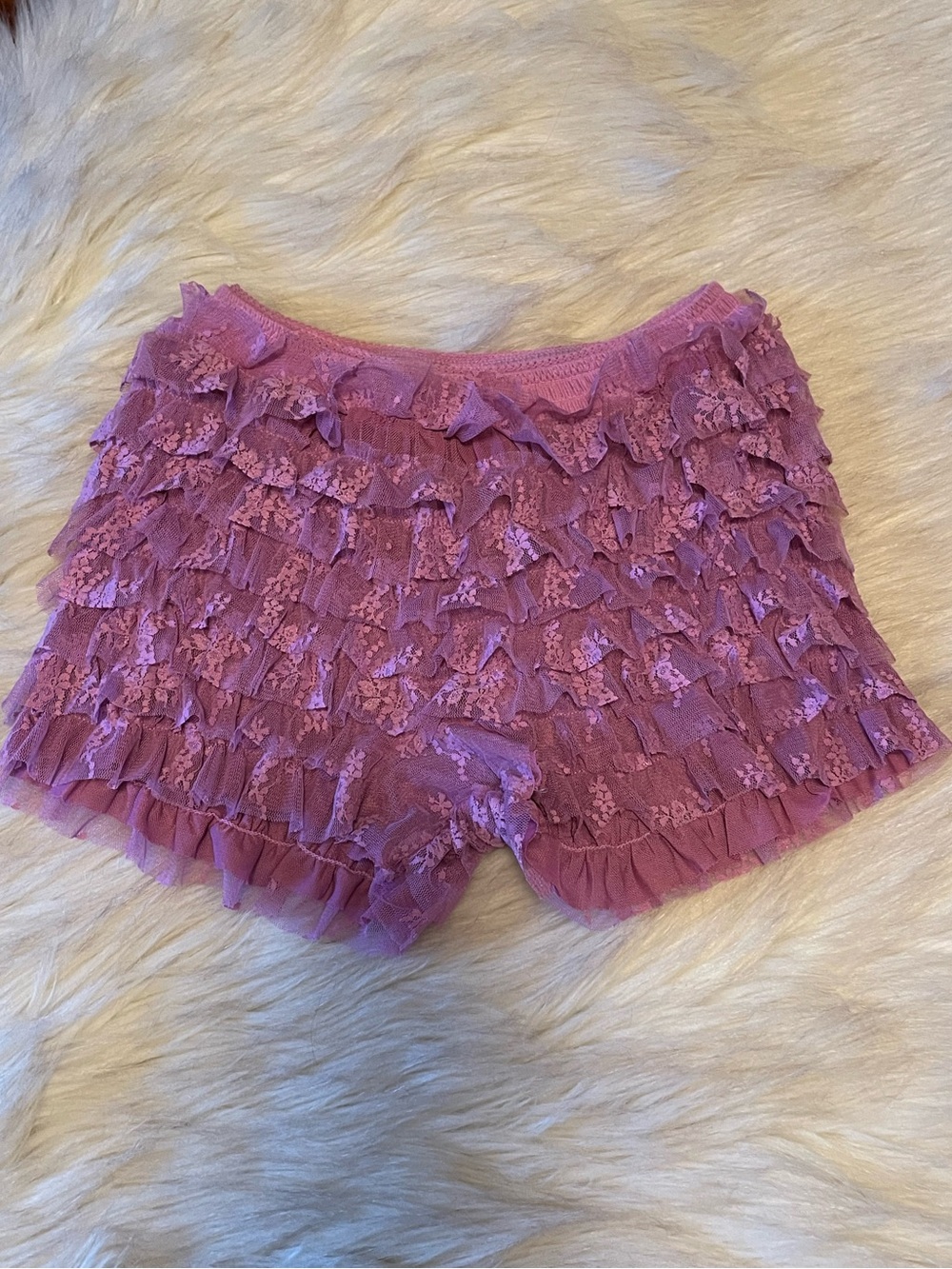 Infinitely by Free People XS lace mini shorts Wisteria Purple new with tags
